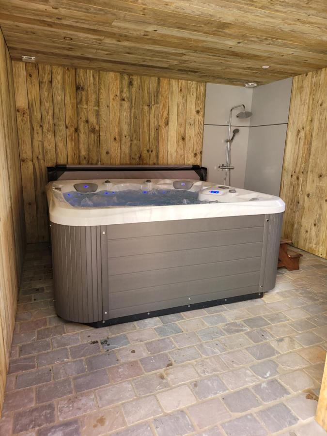 Le Lavoir Classe 5***** Centre 9 Personnes * Bayeux